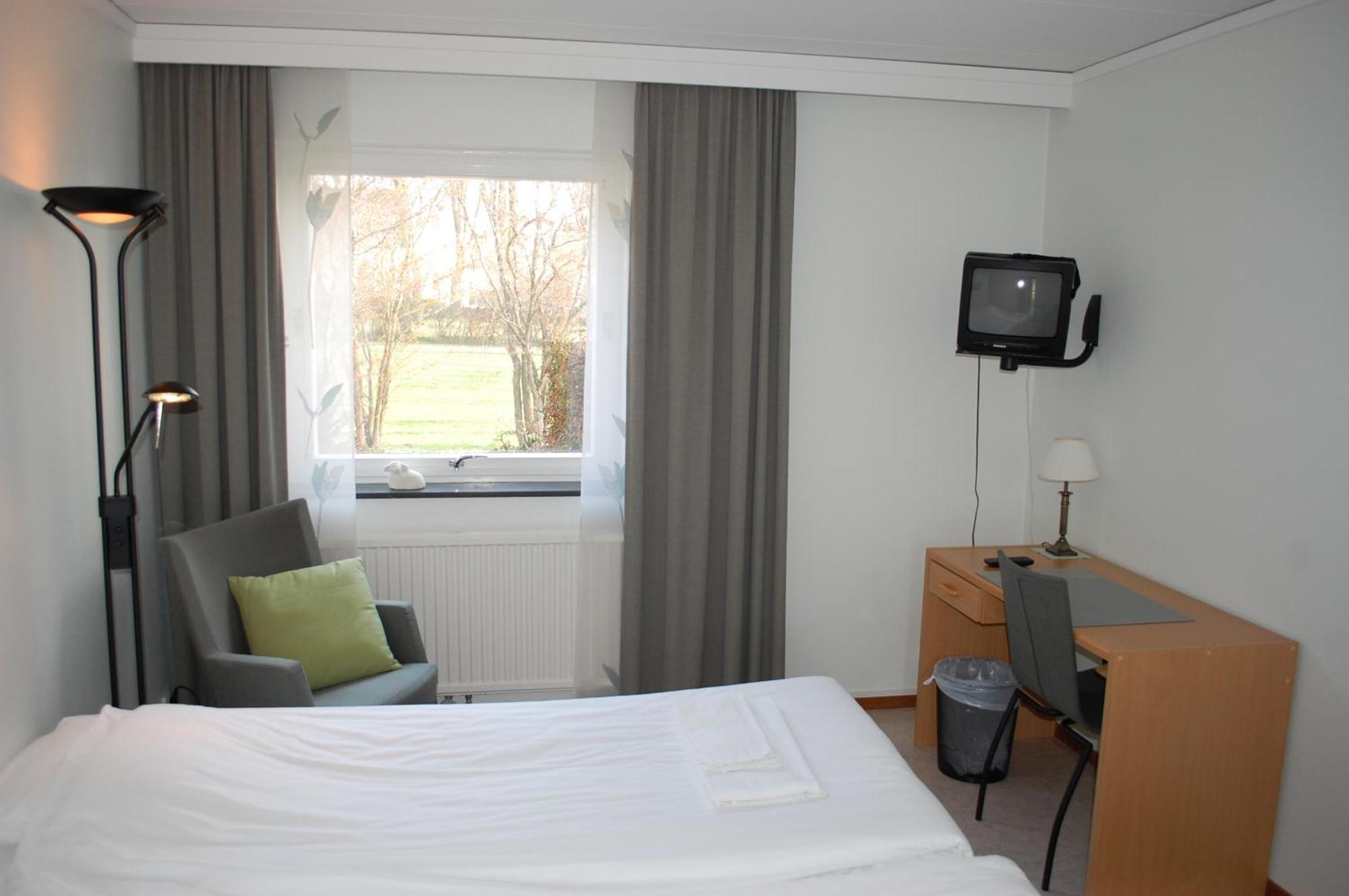 Allegarden Kastloesa Hotell Экстерьер фото